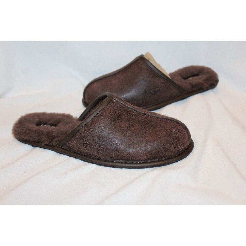 UGG MEN'S DISTRESSED LEATHER SHEARLING LINED LOGO SCUFF BROWN SZ 8 NEW